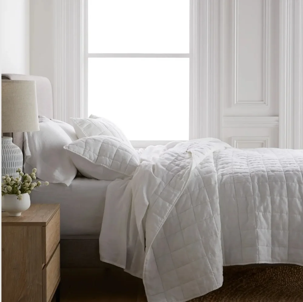 Quince European Linen White Box Quilt! Sz. King/ Cal King (572)_2